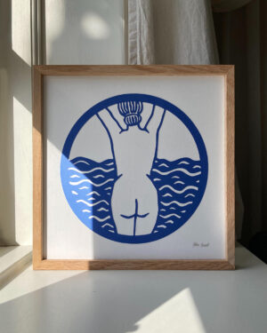 Papirklip, Kvinde ved havet