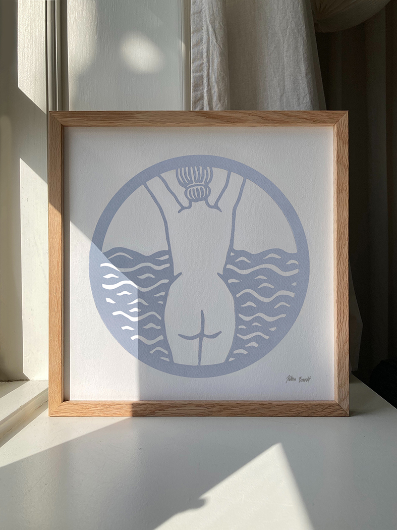 Kvinde ved havet, papirklip