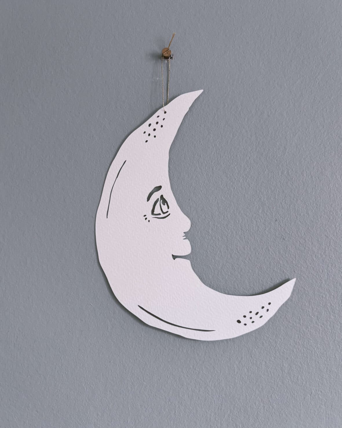 papirklip, vægophæng, måne